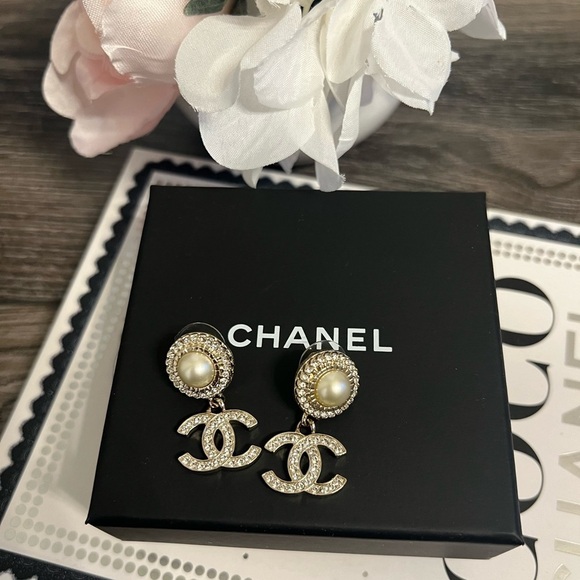 Chanel Faux Pearl & Crystal CC Drop Earrings - Picture 7 of 8